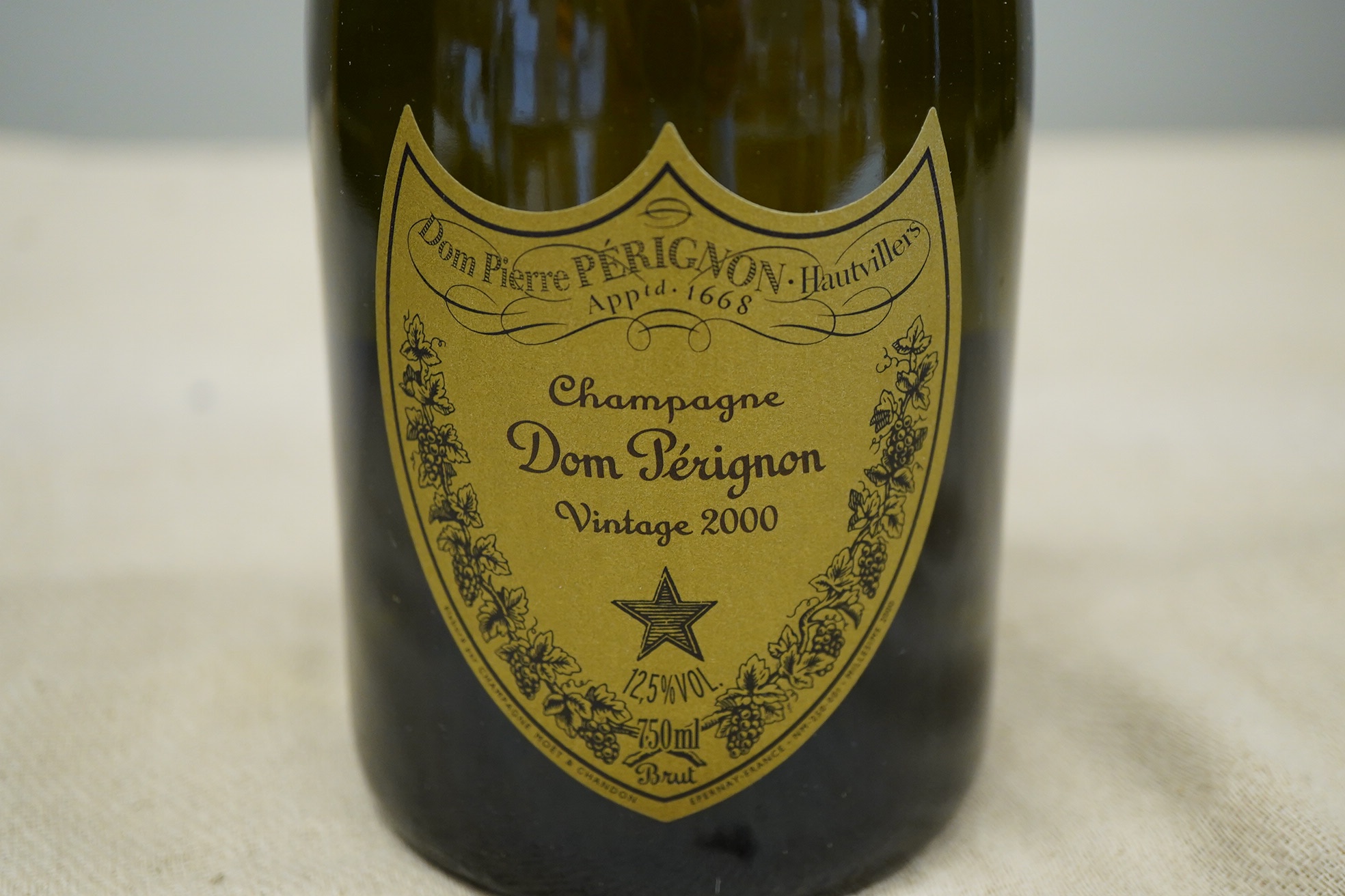 Champagne: Dom Perignon, 2000
